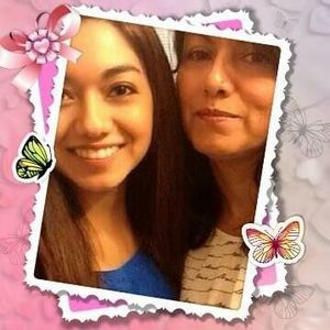 Meet your Posher, E-noemi